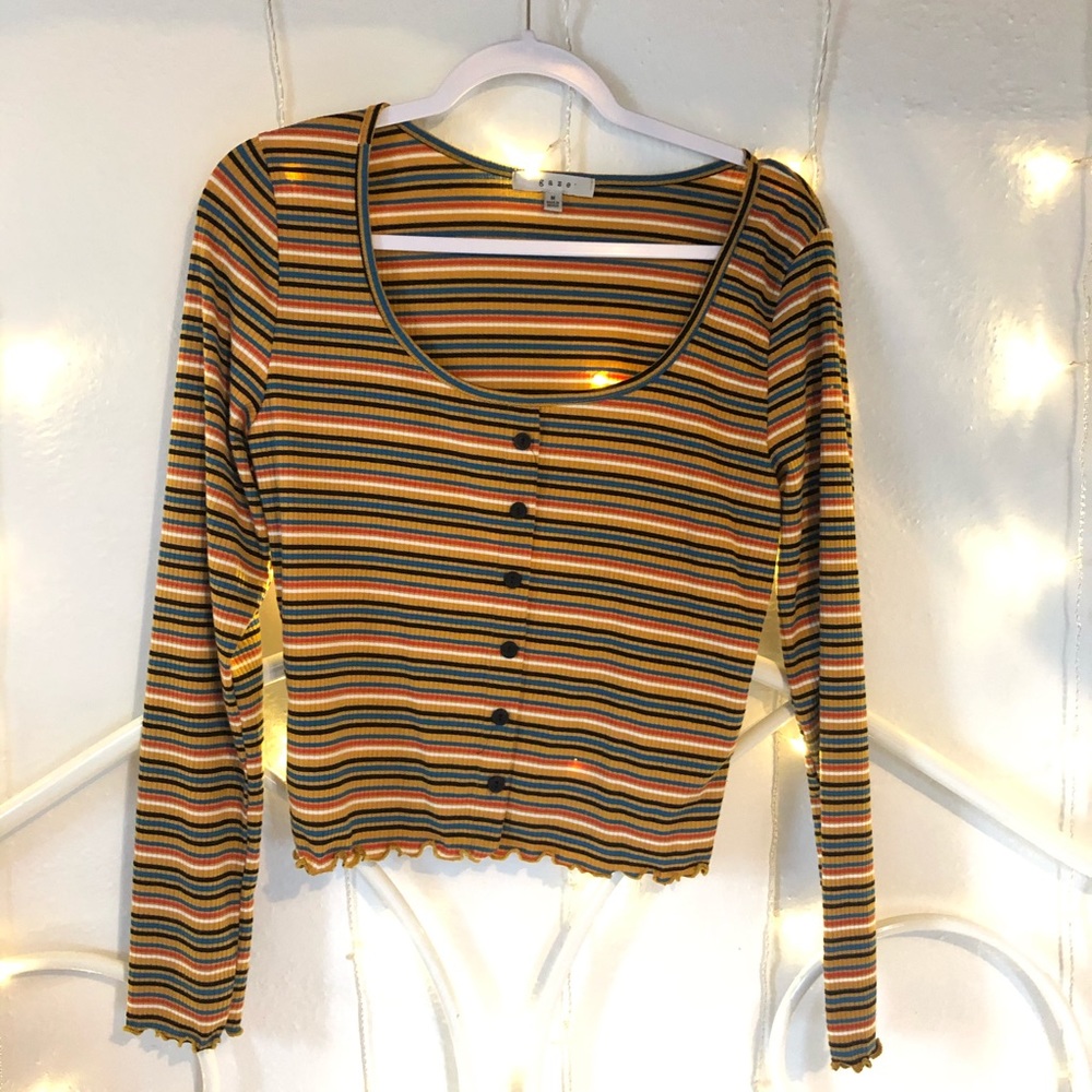 Long sleeve button up crop top